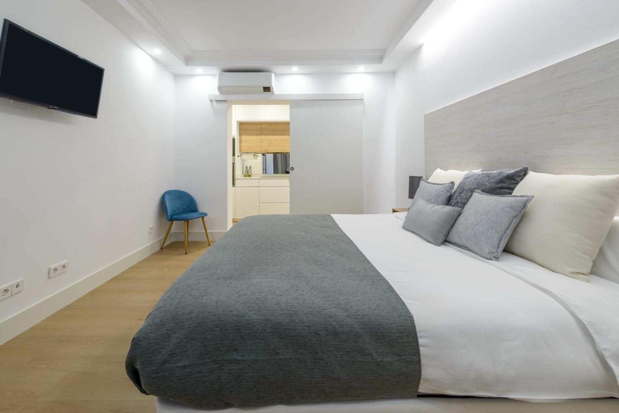 마드리드 Gran Via New 2Br 1Bth Elevator 아파트 외부 사진