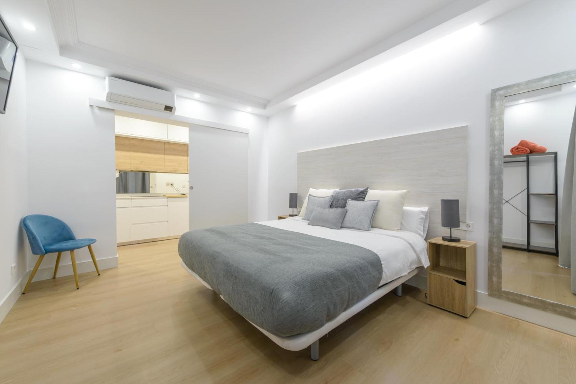 마드리드 Gran Via New 2Br 1Bth Elevator 아파트 외부 사진