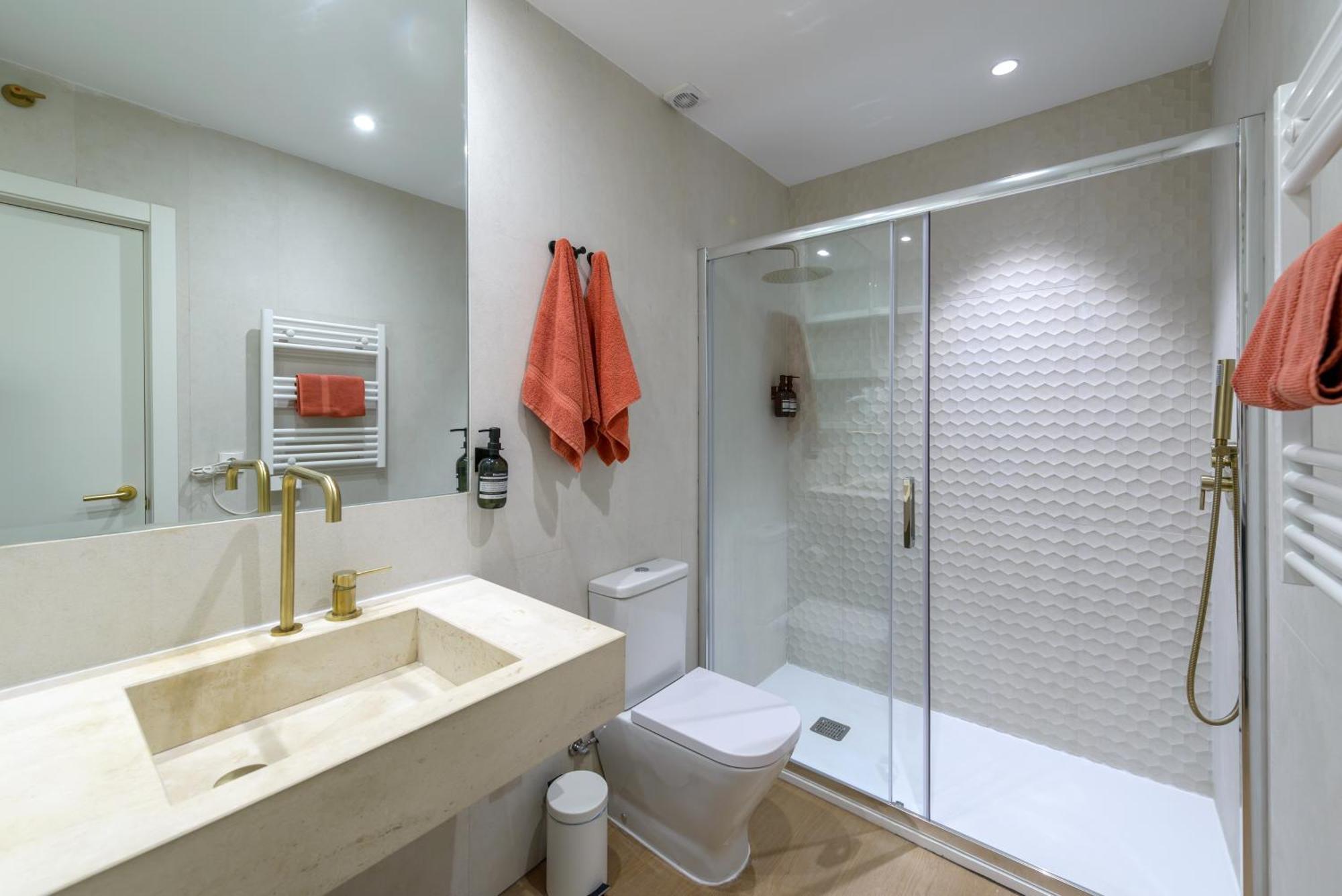 마드리드 Gran Via New 2Br 1Bth Elevator 아파트 외부 사진
