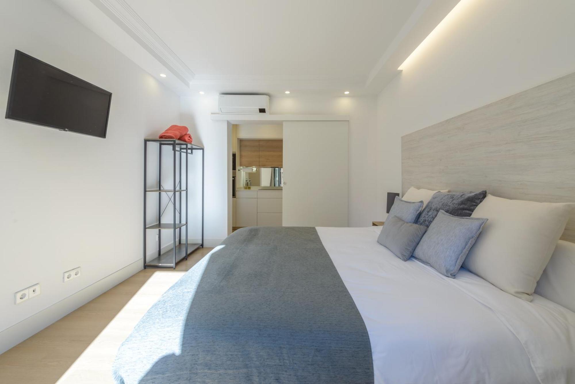 마드리드 Gran Via New 2Br 1Bth Elevator 아파트 외부 사진
