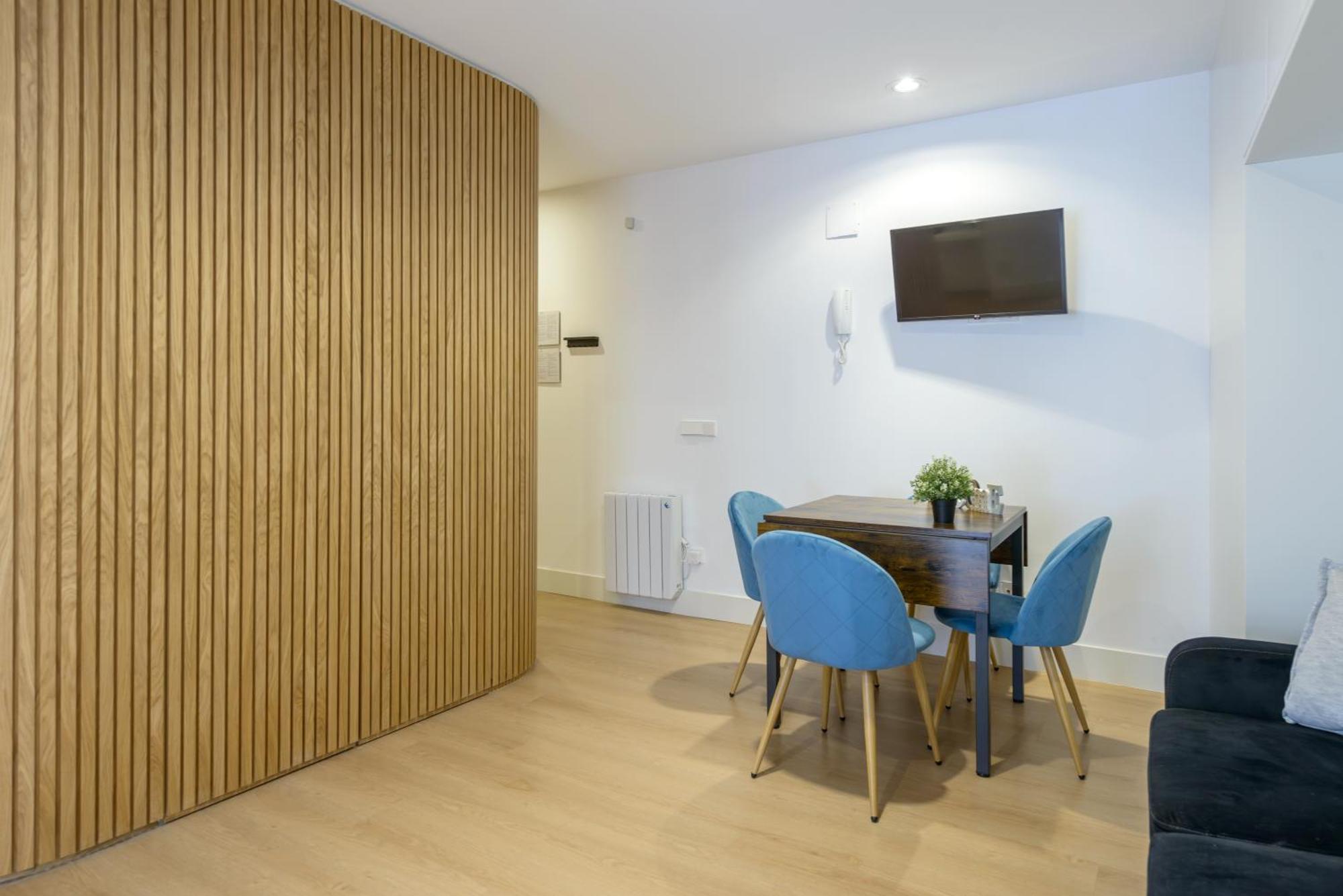 마드리드 Gran Via New 2Br 1Bth Elevator 아파트 외부 사진