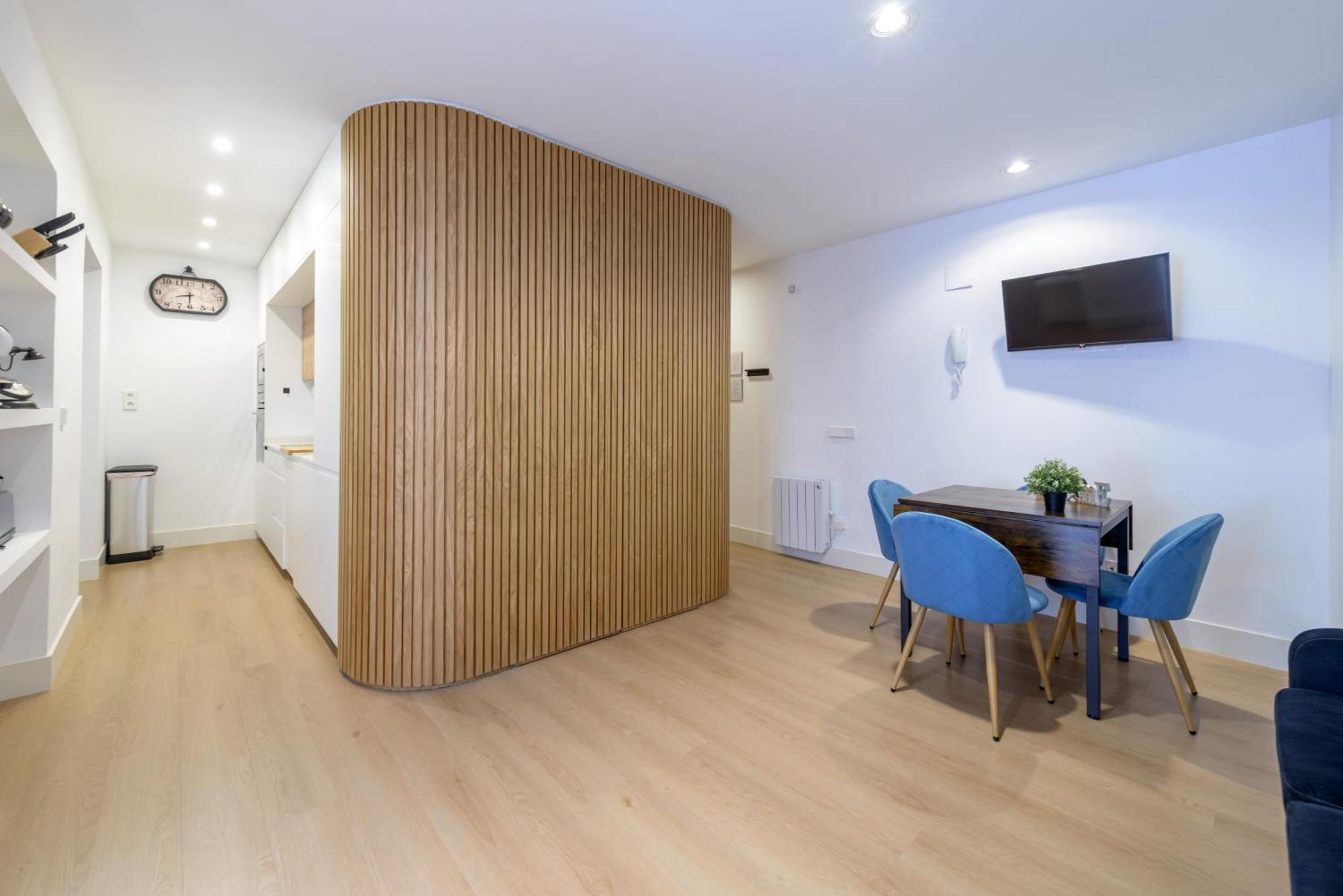 마드리드 Gran Via New 2Br 1Bth Elevator 아파트 외부 사진