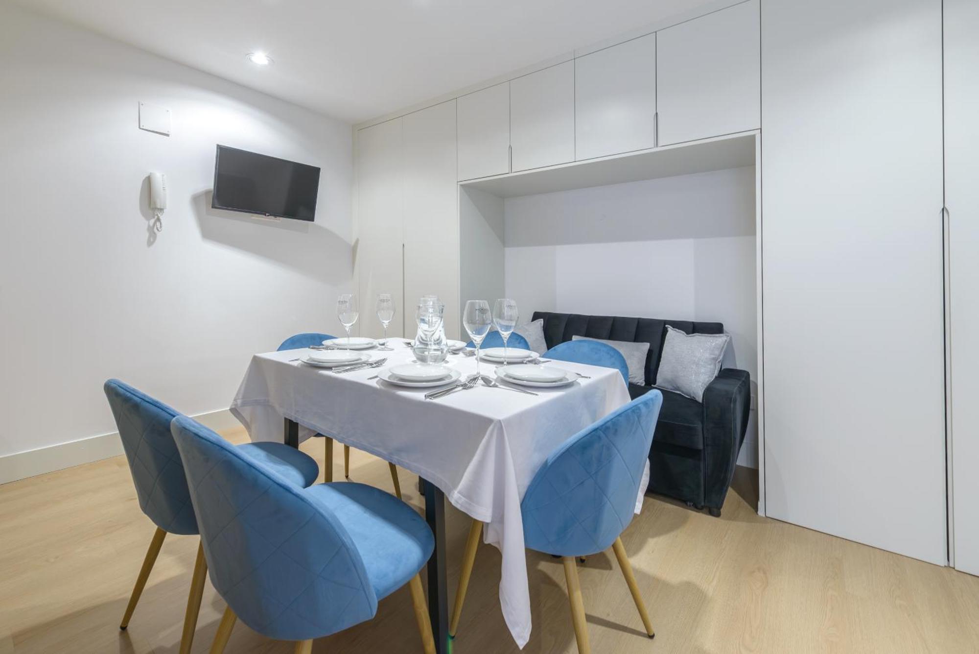 마드리드 Gran Via New 2Br 1Bth Elevator 아파트 외부 사진