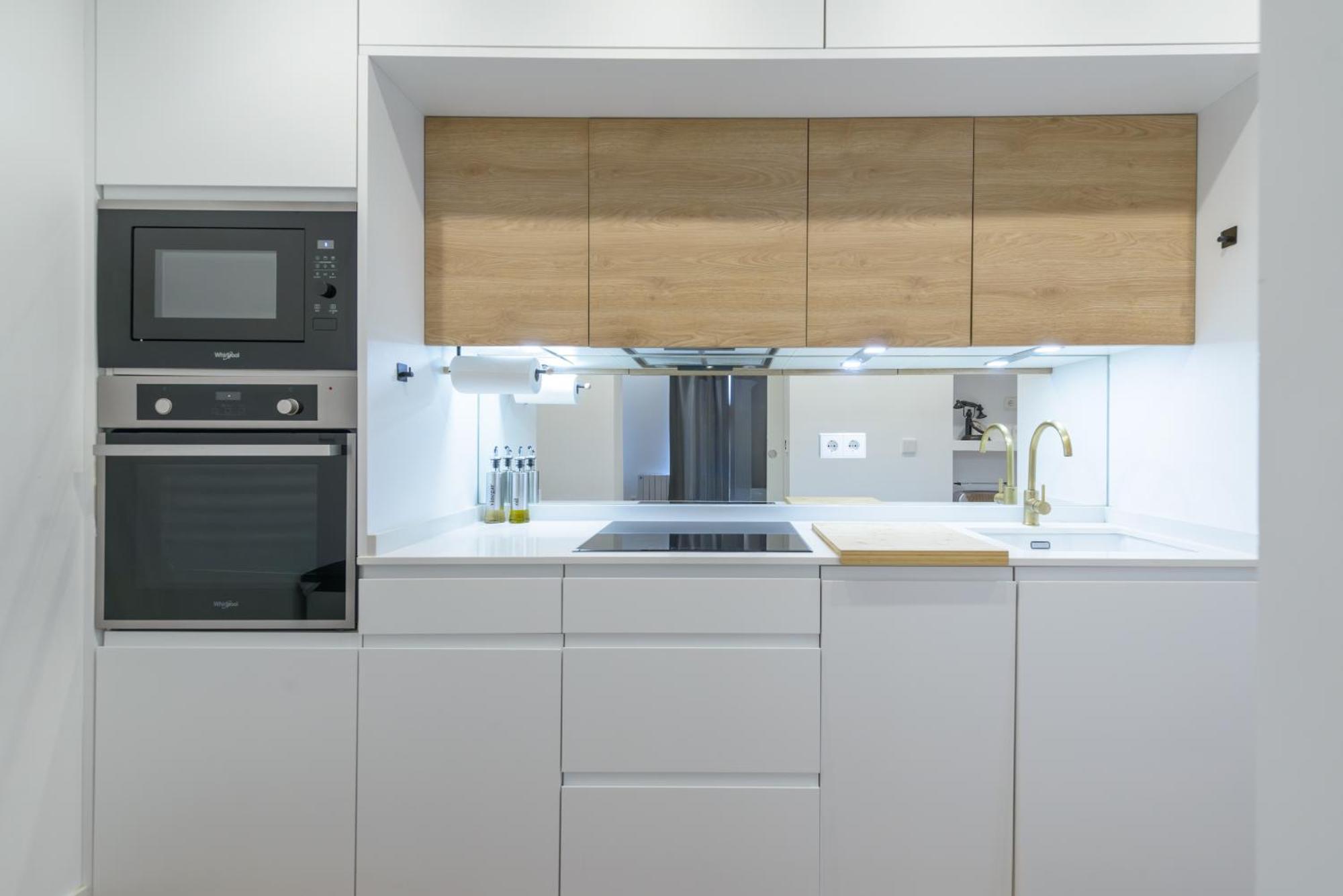 마드리드 Gran Via New 2Br 1Bth Elevator 아파트 외부 사진
